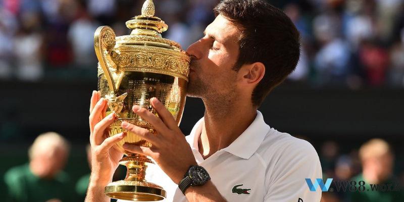 Novak Djokovic là người nước nào? Danh hiệu ATP lần đầu tiên?